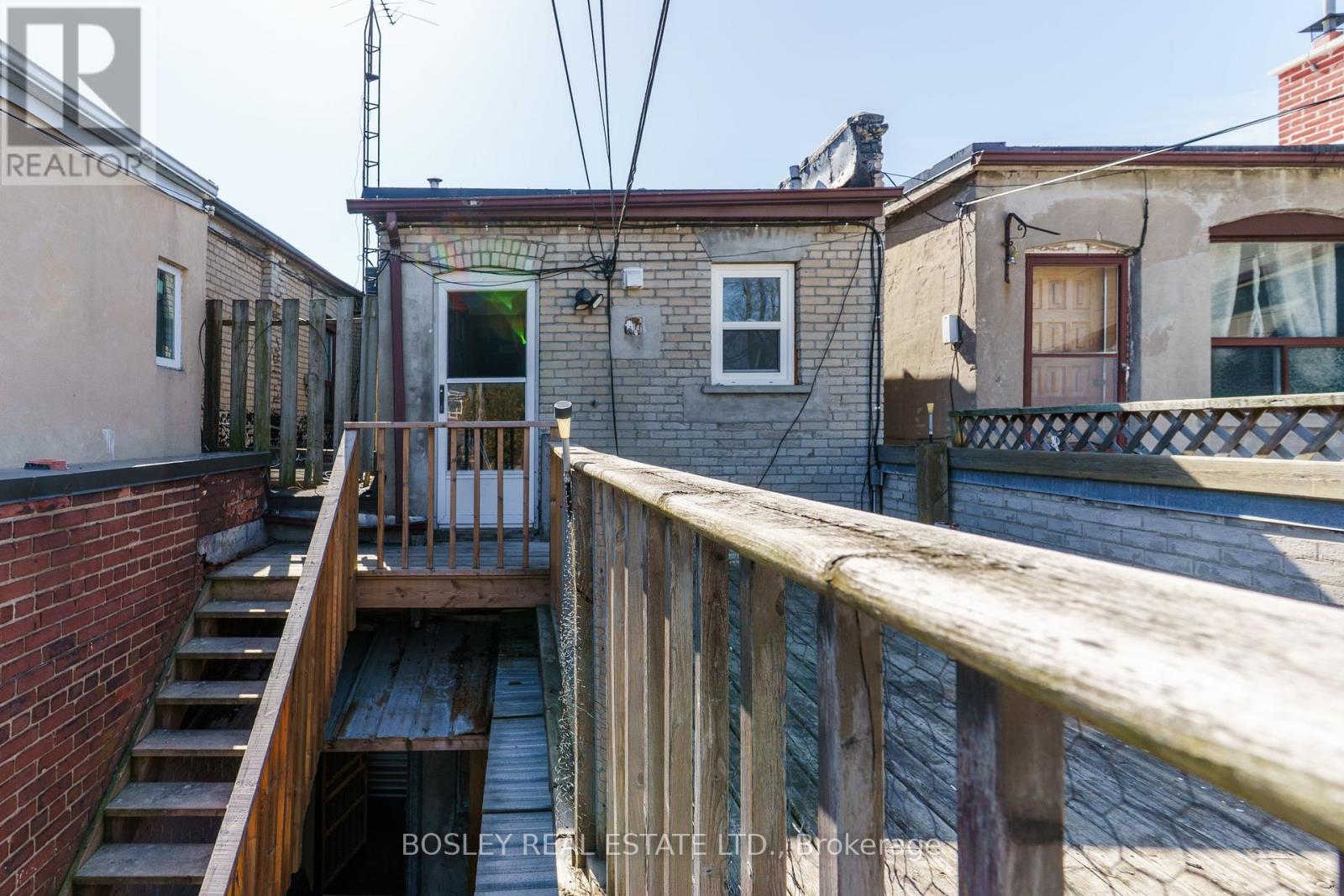 1972 Danforth Avenue E, Toronto, Ontario  M4C 1J6 - Photo 34 - E12029559