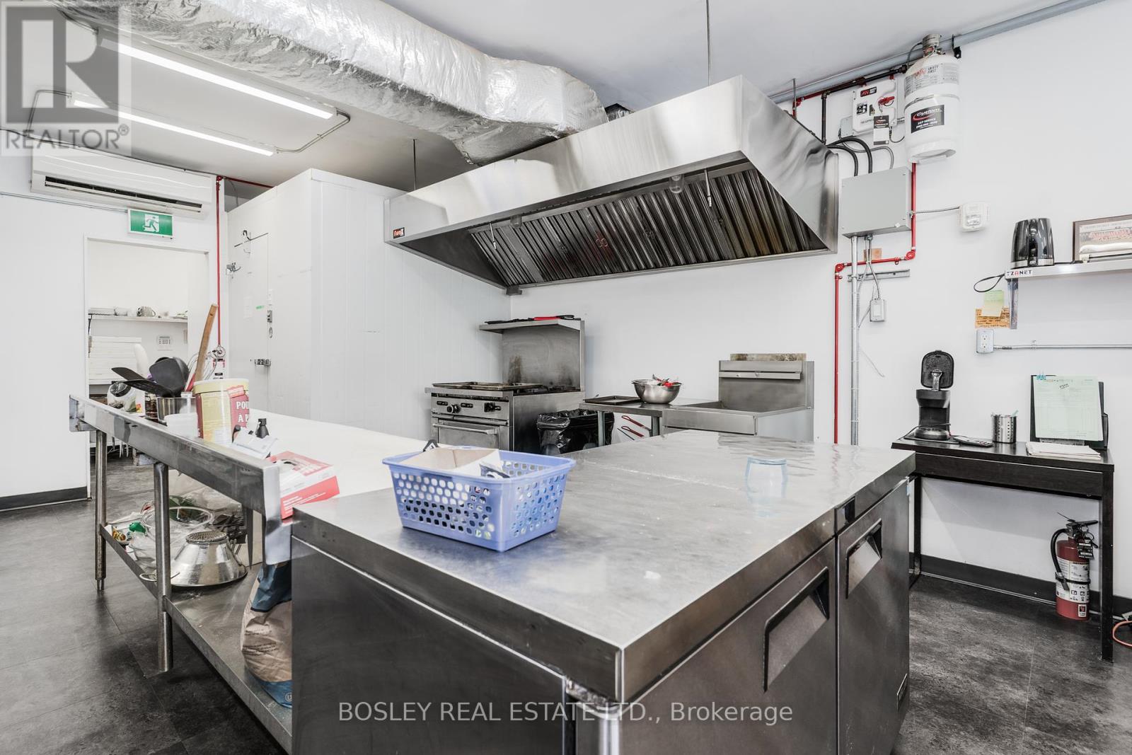 1972 Danforth Avenue E, Toronto, Ontario  M4C 1J6 - Photo 8 - E12029559