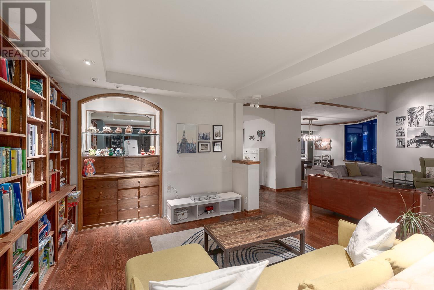 Listing Picture 8 of 29 : 2301 738 BROUGHTON STREET, Vancouver / 溫哥華 - 魯藝地產 Yvonne Lu Group - MLS Medallion Club Member