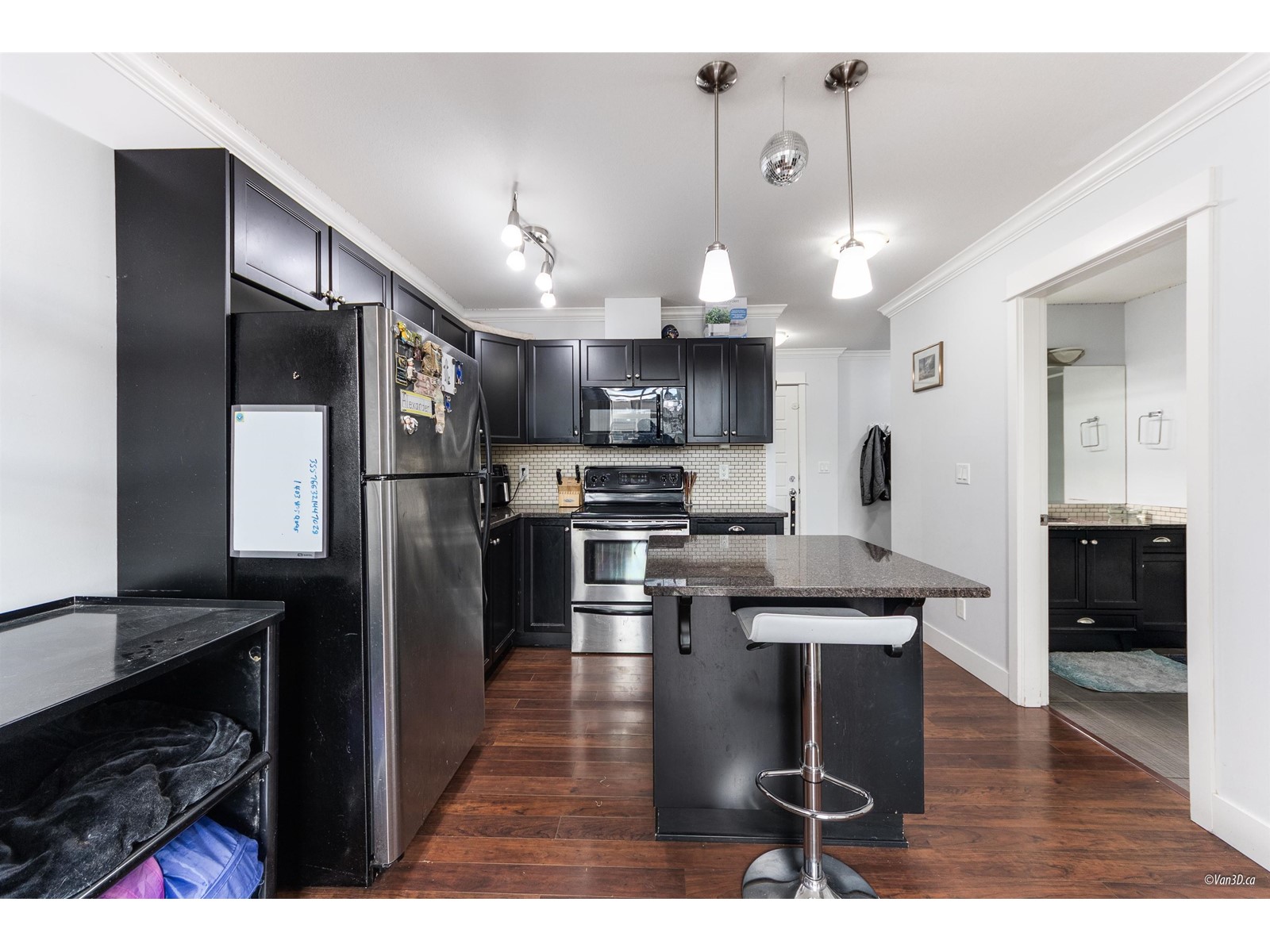 402 30525 Cardinal Avenue, Abbotsford, British Columbia  V2T 0A8 - Photo 4 - R2979315
