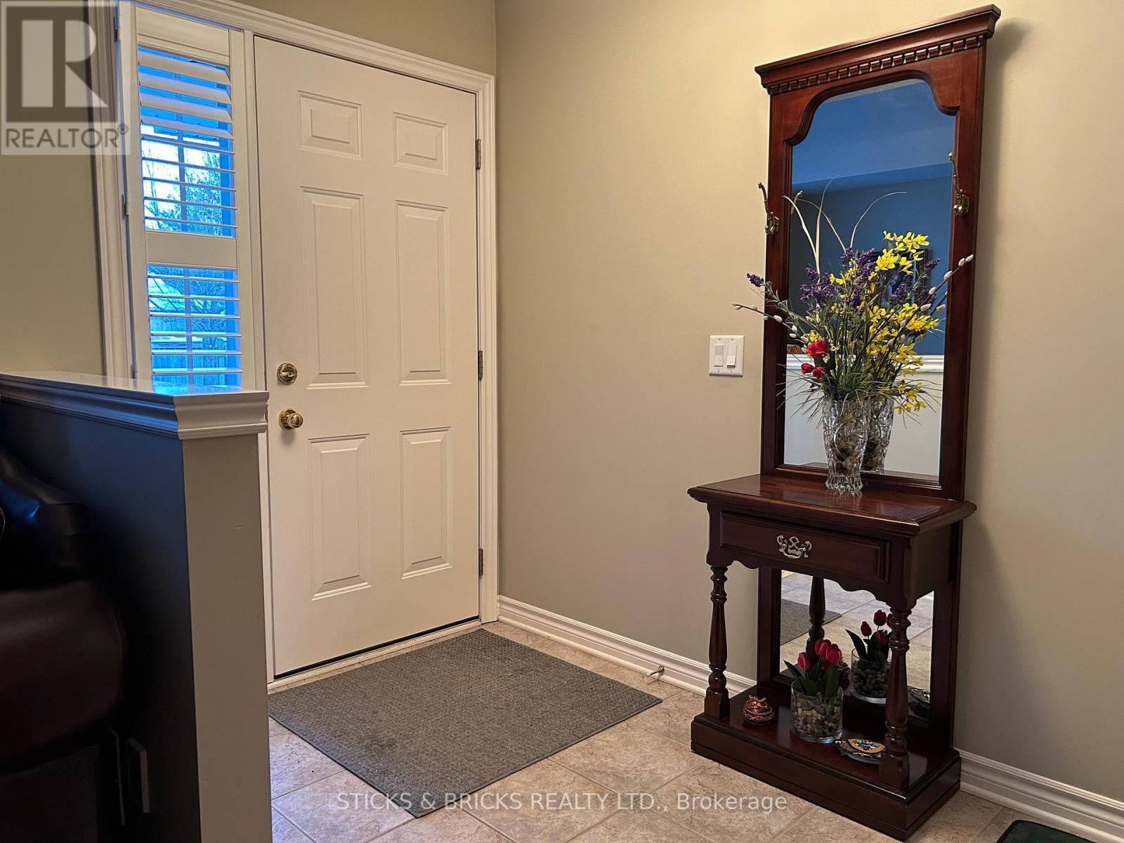 12 - 3241 Montrose Road, Niagara Falls, Ontario  L2H 3L3 - Photo 3 - X12029463