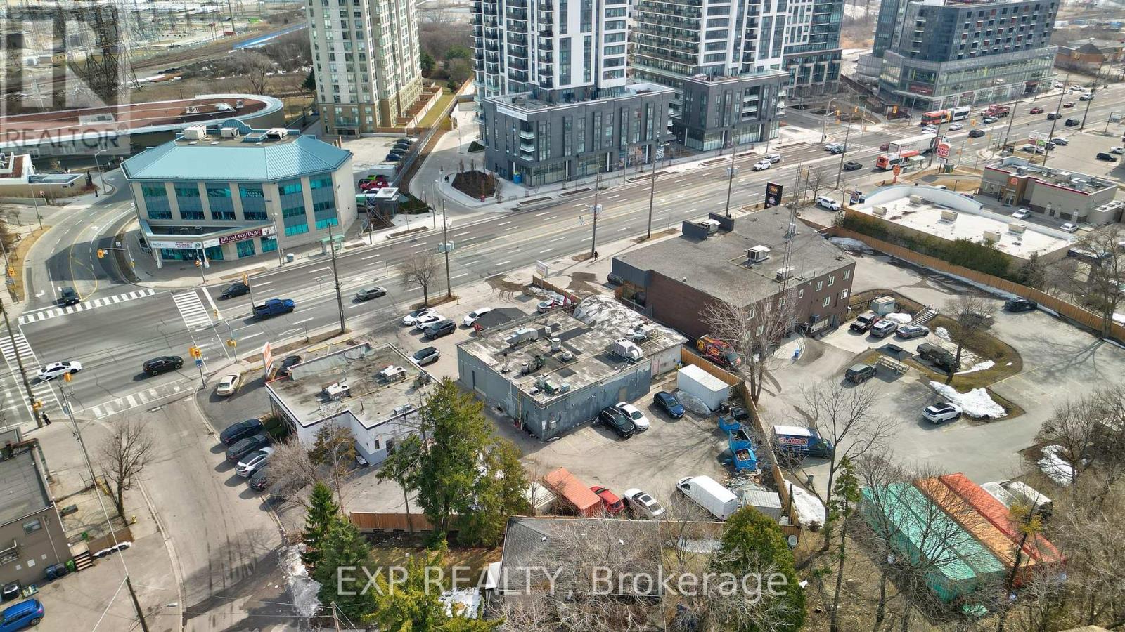 5310 Dundas Street W, Toronto, Ontario  M9B 1B3 - Photo 6 - W12029602