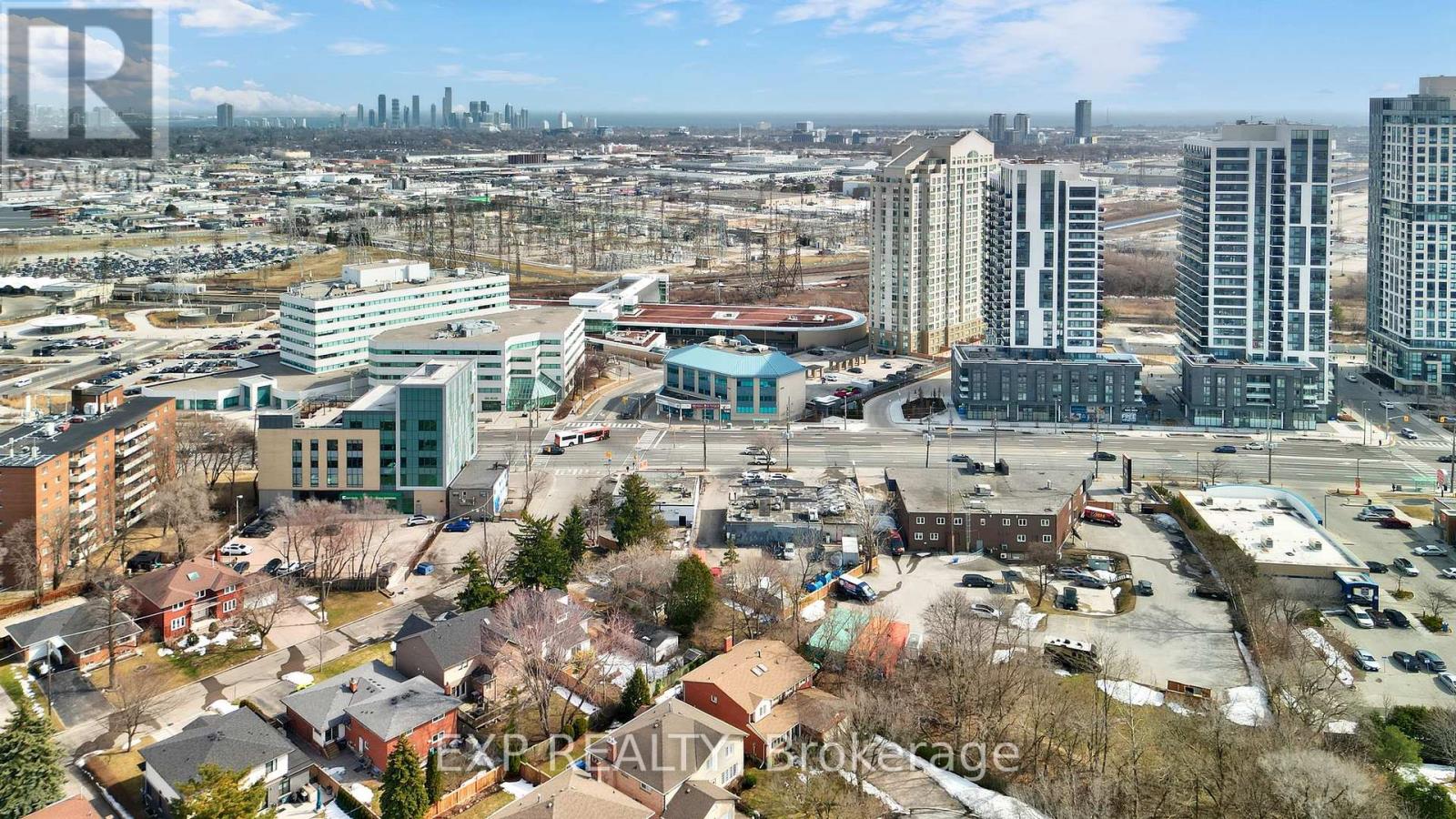5310 Dundas Street W, Toronto, Ontario  M9B 1B3 - Photo 8 - W12029602