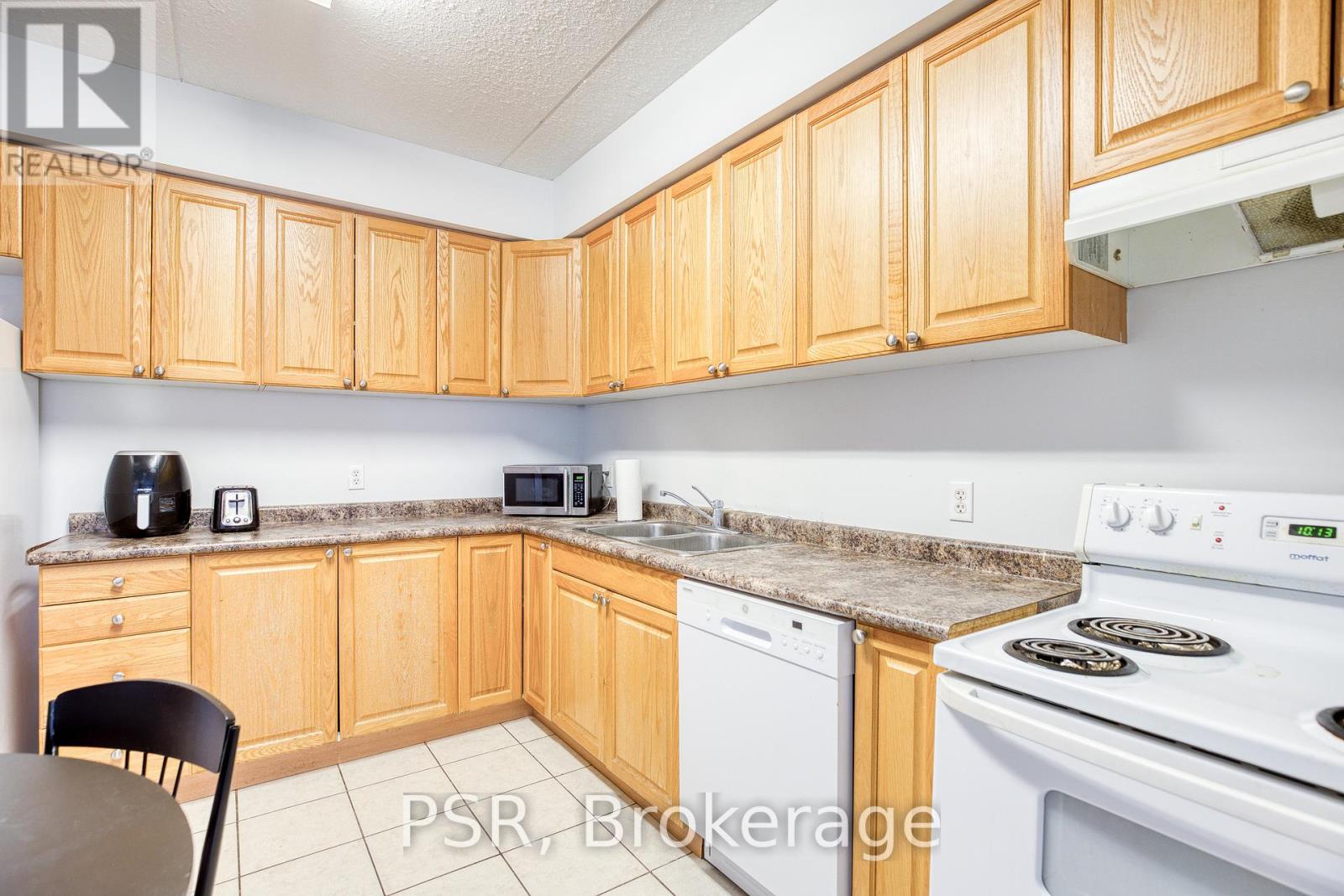 Property at 102 - 253 LESTER STREET image 5