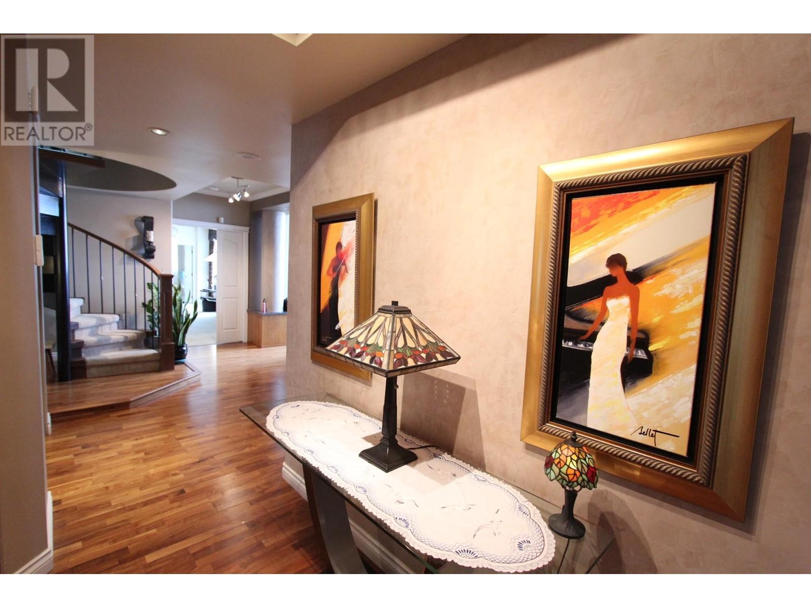 28a 6128 Patterson Avenue, Burnaby, British Columbia  V5H 4P3 - Photo 4 - R2966028