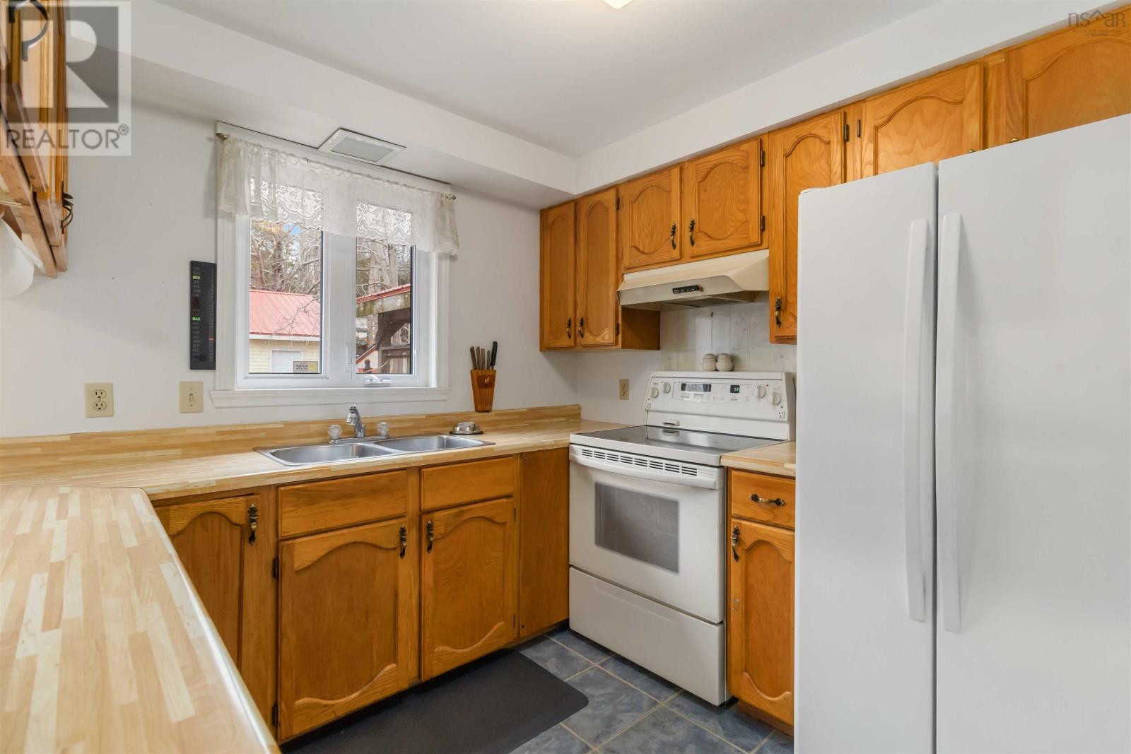 75 Hillside Avenue, Lower Sackville, Nova Scotia  B4C 1W6 - Photo 15 - 202505312