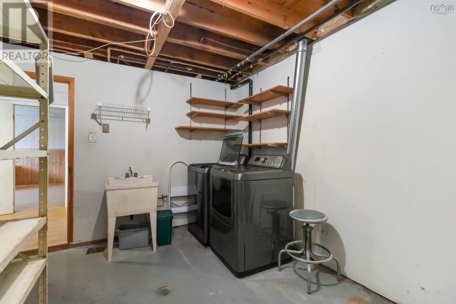 75 Hillside Avenue, Lower Sackville, Nova Scotia  B4C 1W6 - Photo 33 - 202505312