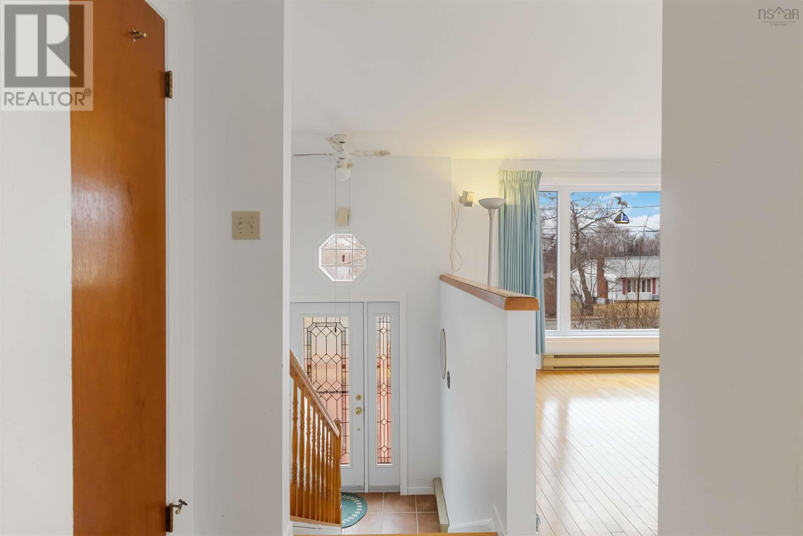 75 Hillside Avenue, Lower Sackville, Nova Scotia  B4C 1W6 - Photo 4 - 202505312