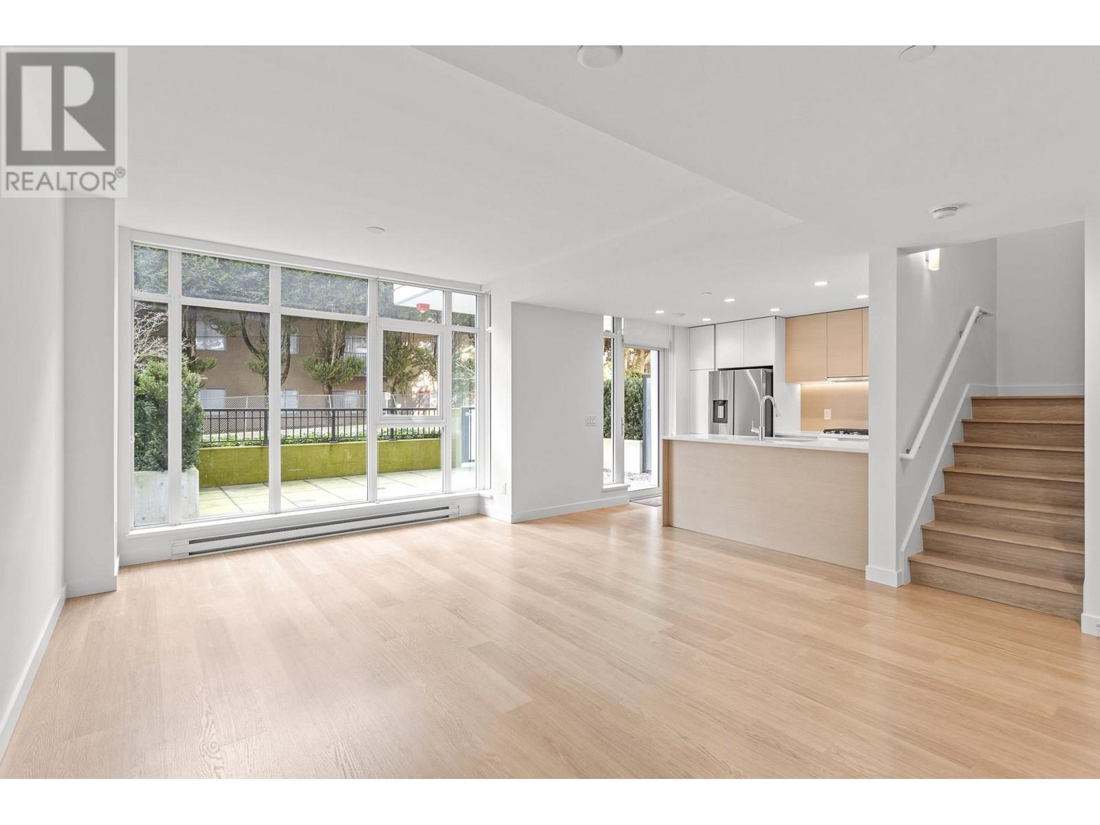 102 657 Whiting Way, Coquitlam, British Columbia  V3J 0J6 - Photo 7 - R2978236