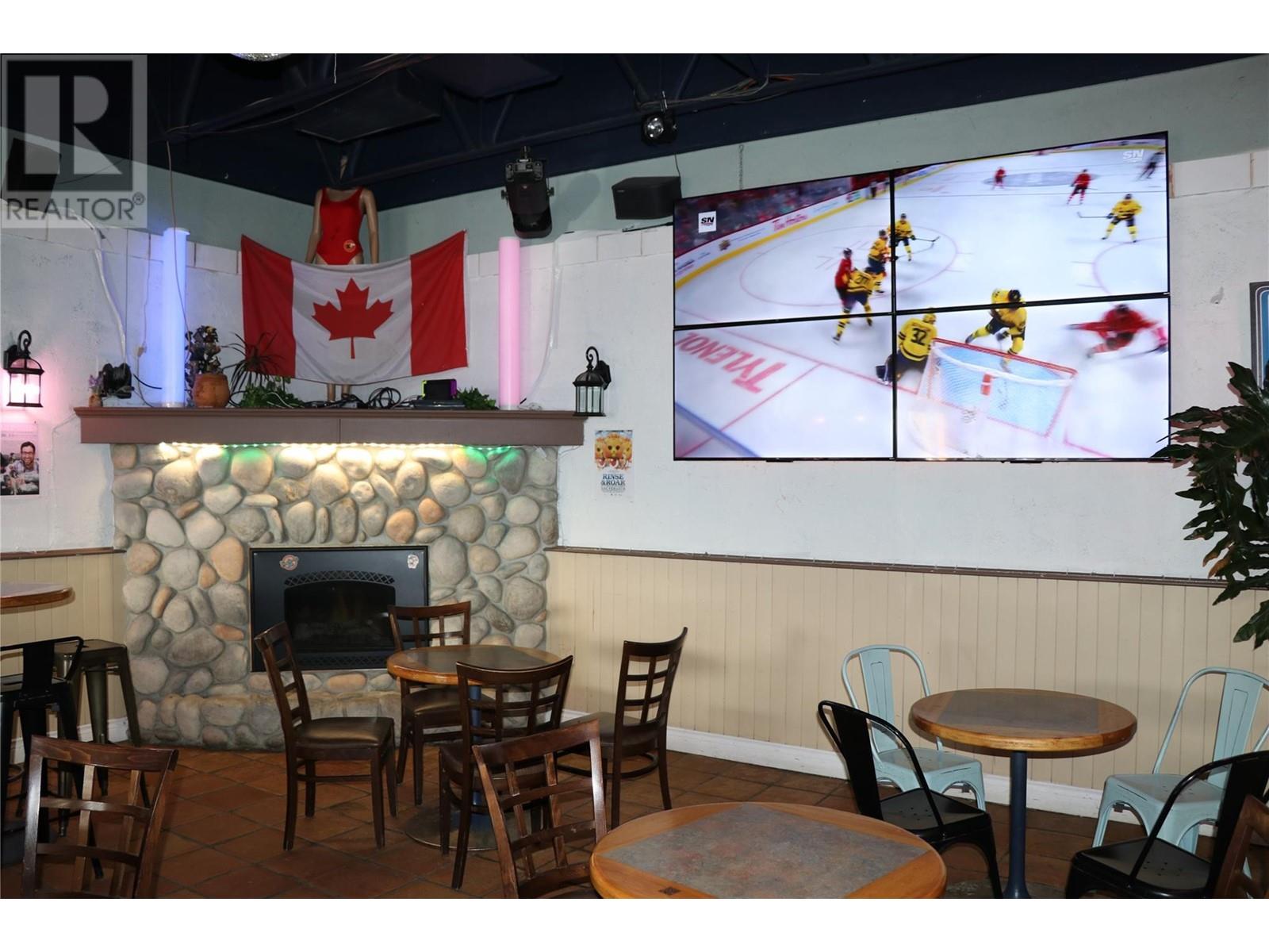 401 Broadway Street, Nakusp, British Columbia  V0G 1R0 - Photo 19 - 10336260