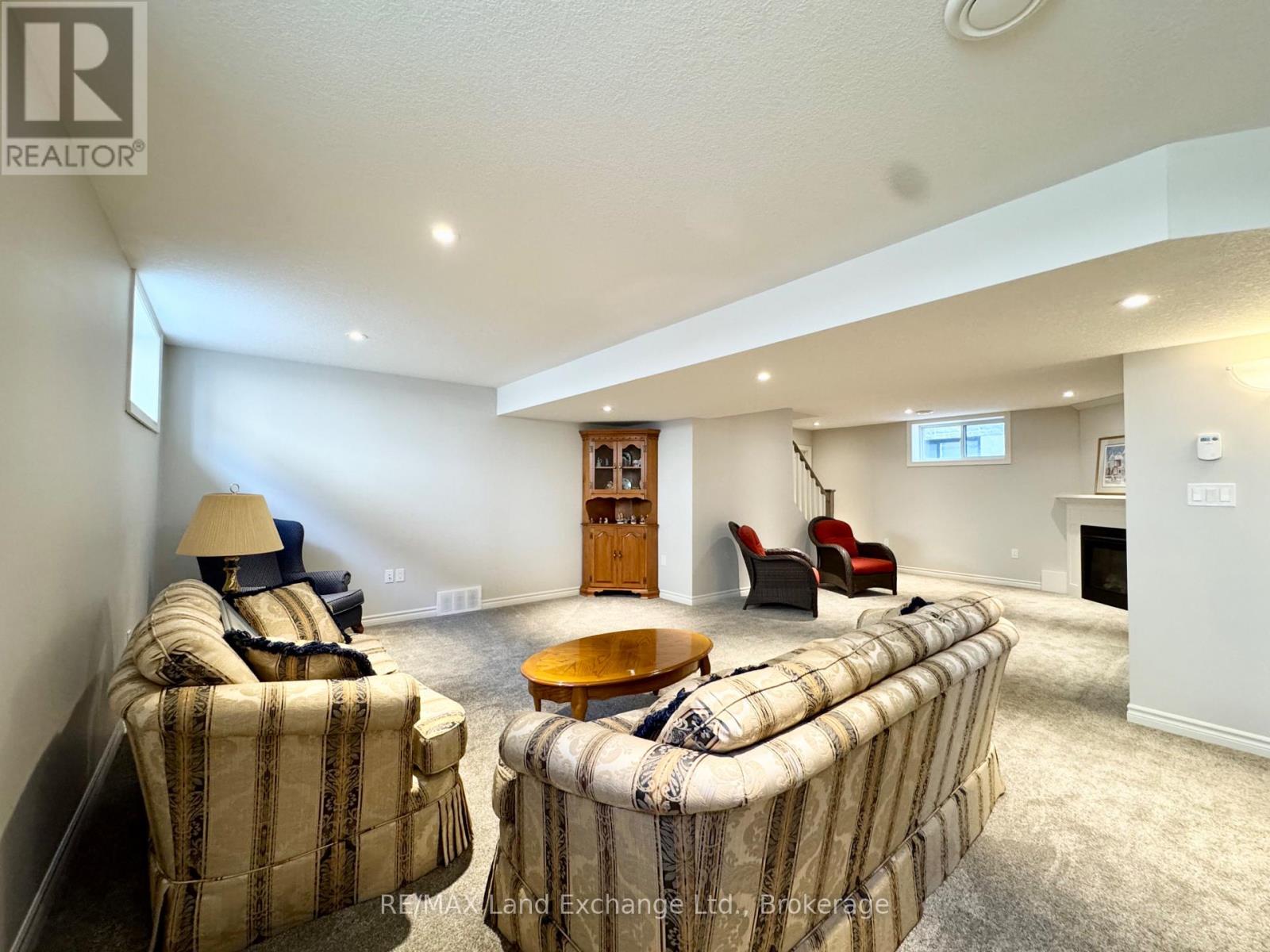 494 Ivings Drive, Saugeen Shores, Ontario  N0H 2C3 - Photo 19 - X12029690