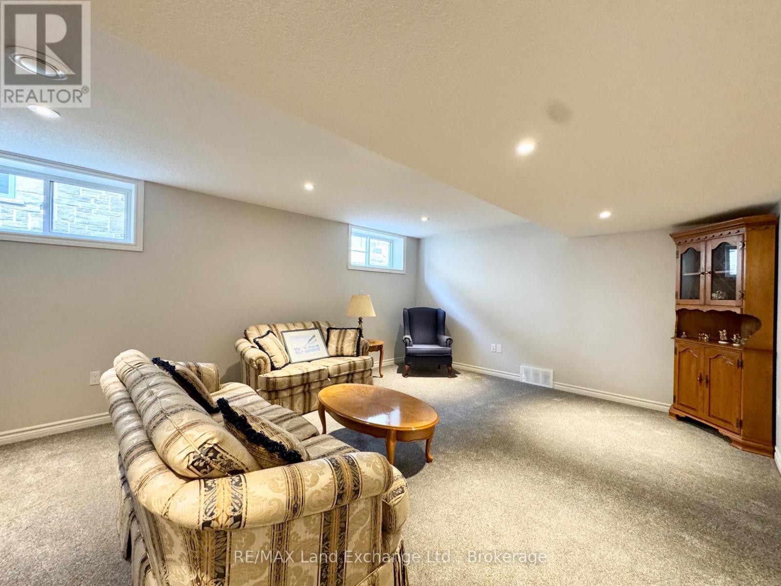 494 Ivings Drive, Saugeen Shores, Ontario  N0H 2C3 - Photo 20 - X12029690