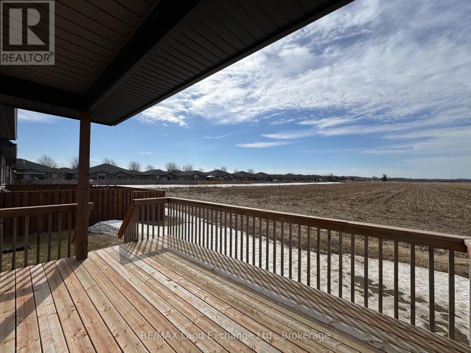 494 Ivings Drive, Saugeen Shores, Ontario  N0H 2C3 - Photo 36 - X12029690