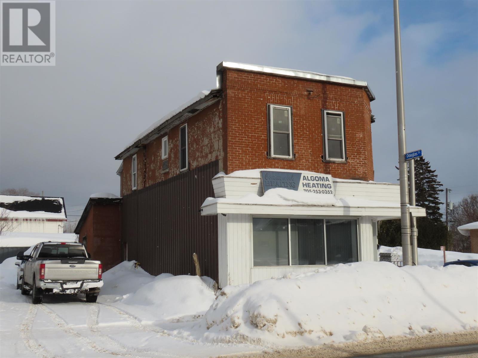 330 Korah Rd, Sault Ste. Marie, Ontario  P6C 4H3 - Photo 2 - SM250295