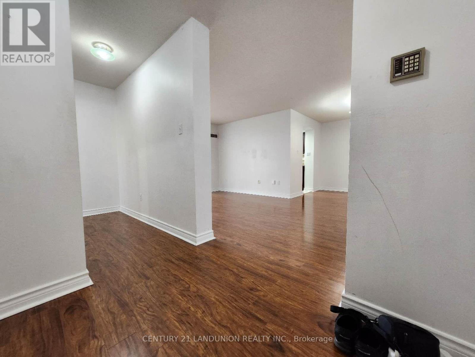 2205 - 30 Malta Avenue, Brampton (Fletcher's Creek South), Ontario  L6Y 4S5 - Photo 11 - W12029657