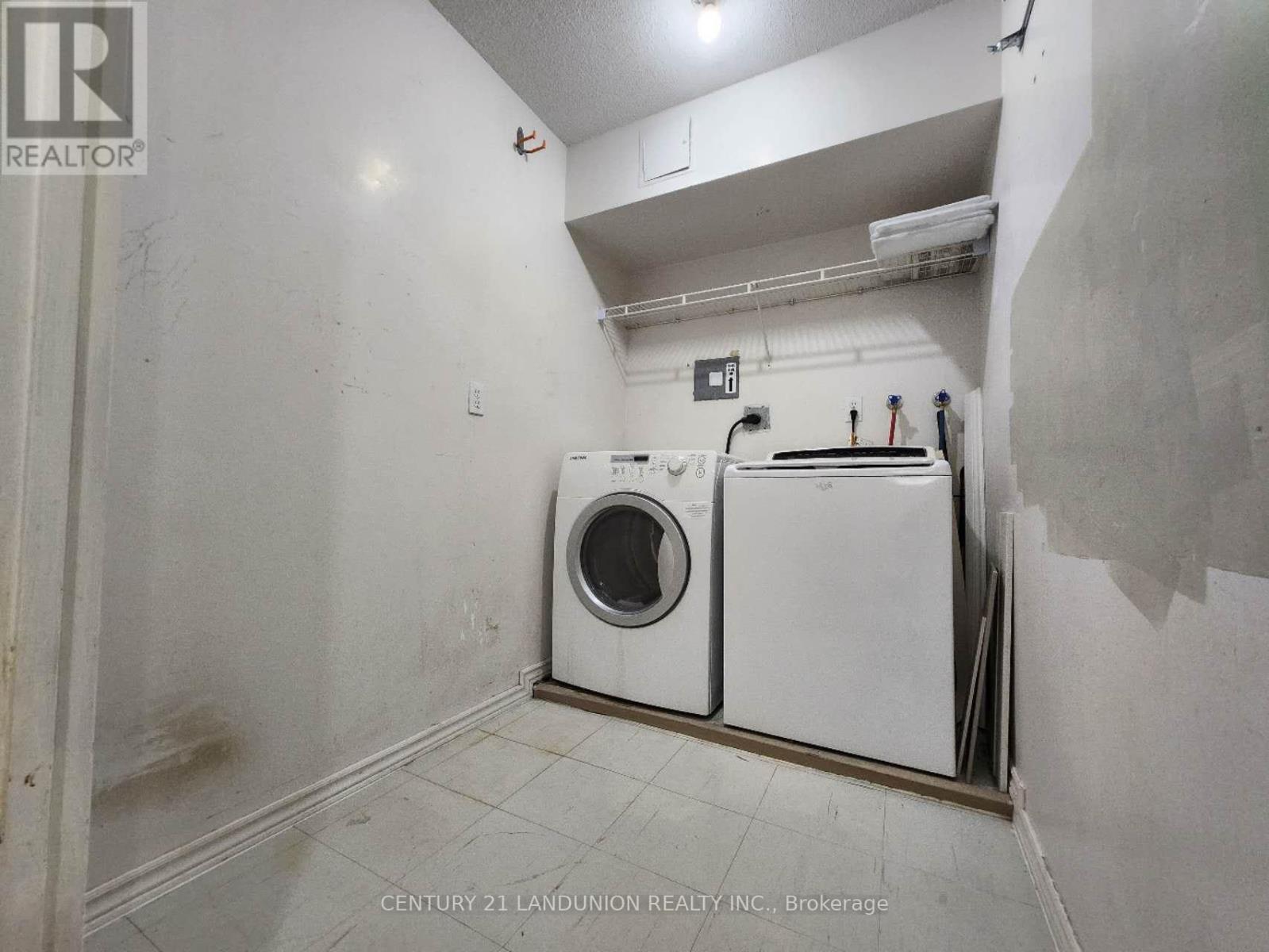 2205 - 30 Malta Avenue, Brampton (Fletcher's Creek South), Ontario  L6Y 4S5 - Photo 12 - W12029657