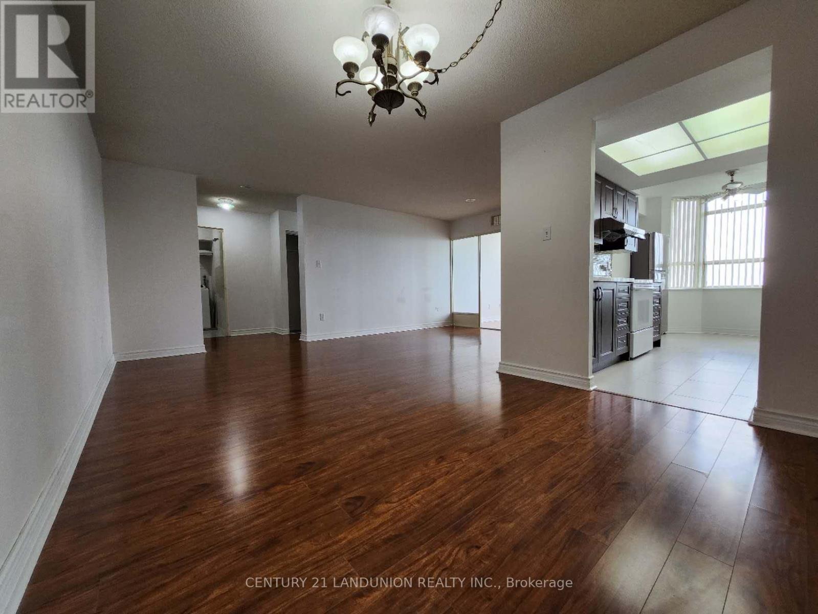 2205 - 30 Malta Avenue, Brampton (Fletcher's Creek South), Ontario  L6Y 4S5 - Photo 18 - W12029657