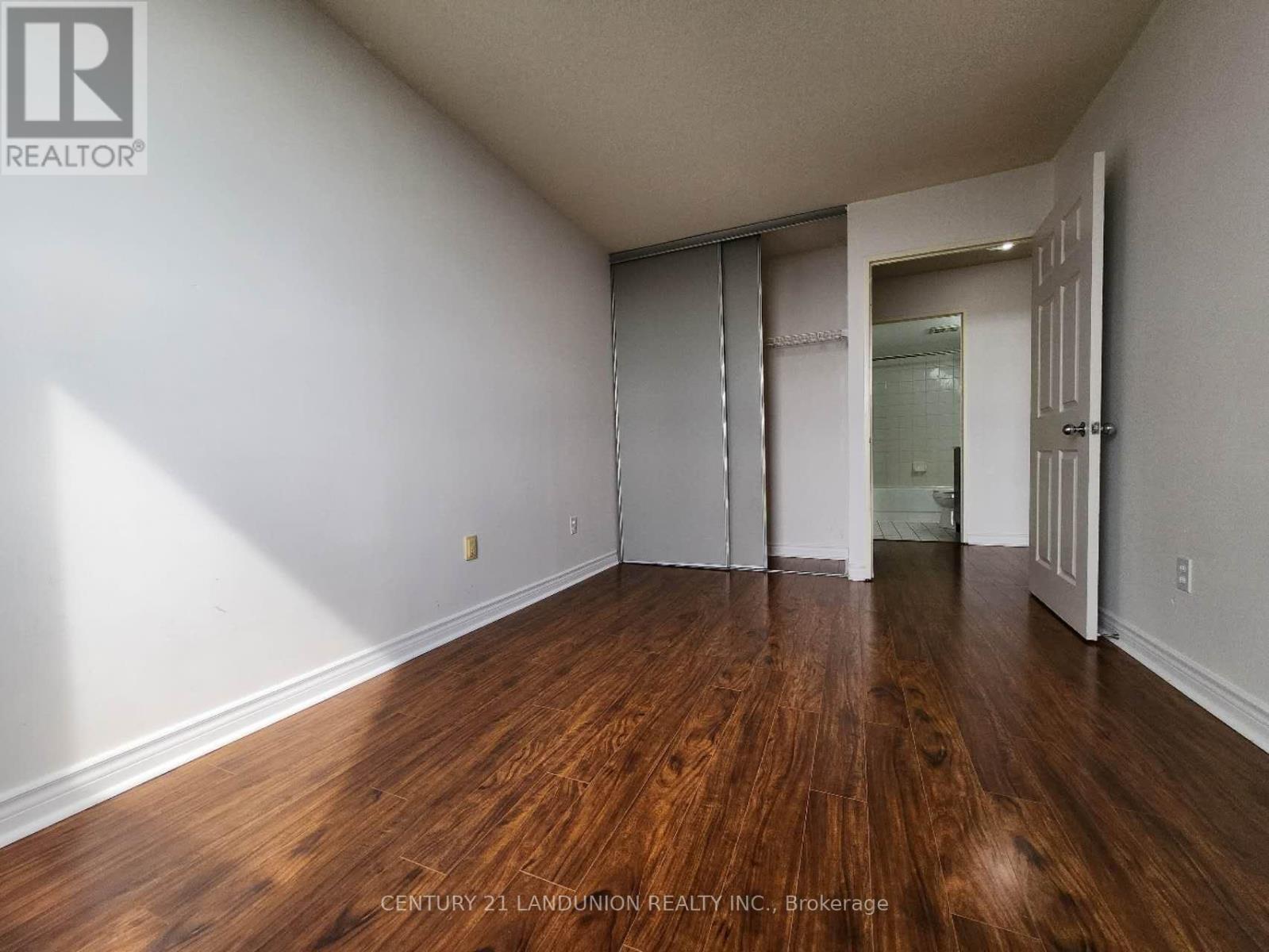 2205 - 30 Malta Avenue, Brampton (Fletcher's Creek South), Ontario  L6Y 4S5 - Photo 21 - W12029657