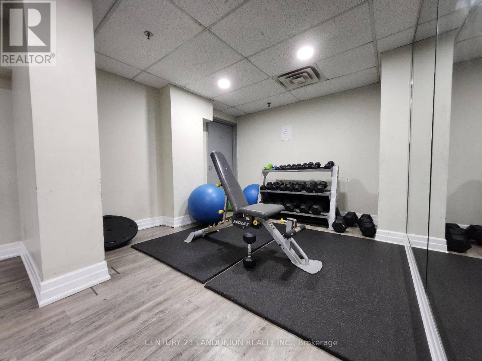 2205 - 30 Malta Avenue, Brampton (Fletcher's Creek South), Ontario  L6Y 4S5 - Photo 32 - W12029657