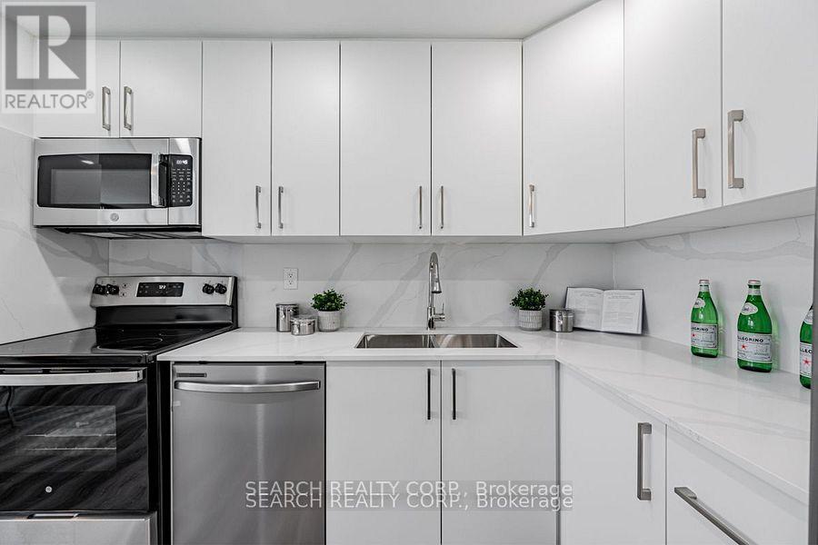 1108 - 3590 Kaneff Crescent, Mississauga, Ontario  L5A 3X3 - Photo 11 - W12029679