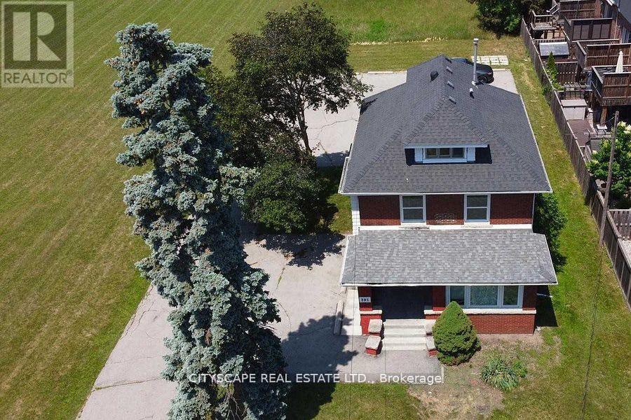 305 Plains Road E, Burlington, Ontario  L7T 2C7 - Photo 2 - W12029702