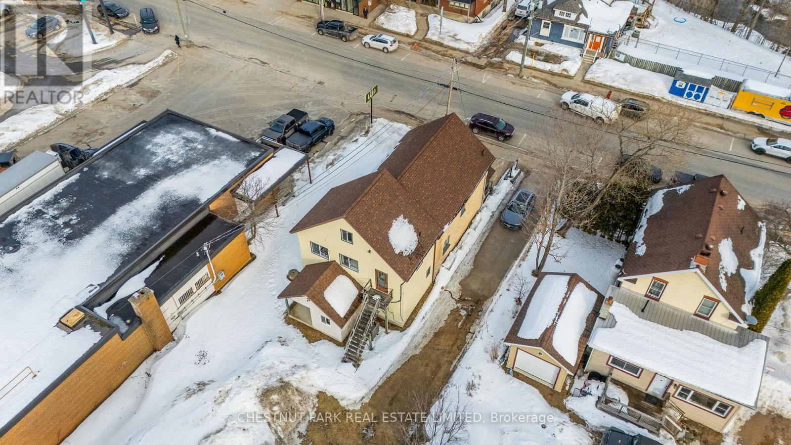 238 Highland Street, Dysart Et Al, Ontario  K0M 1S0 - Photo 38 - X12029708