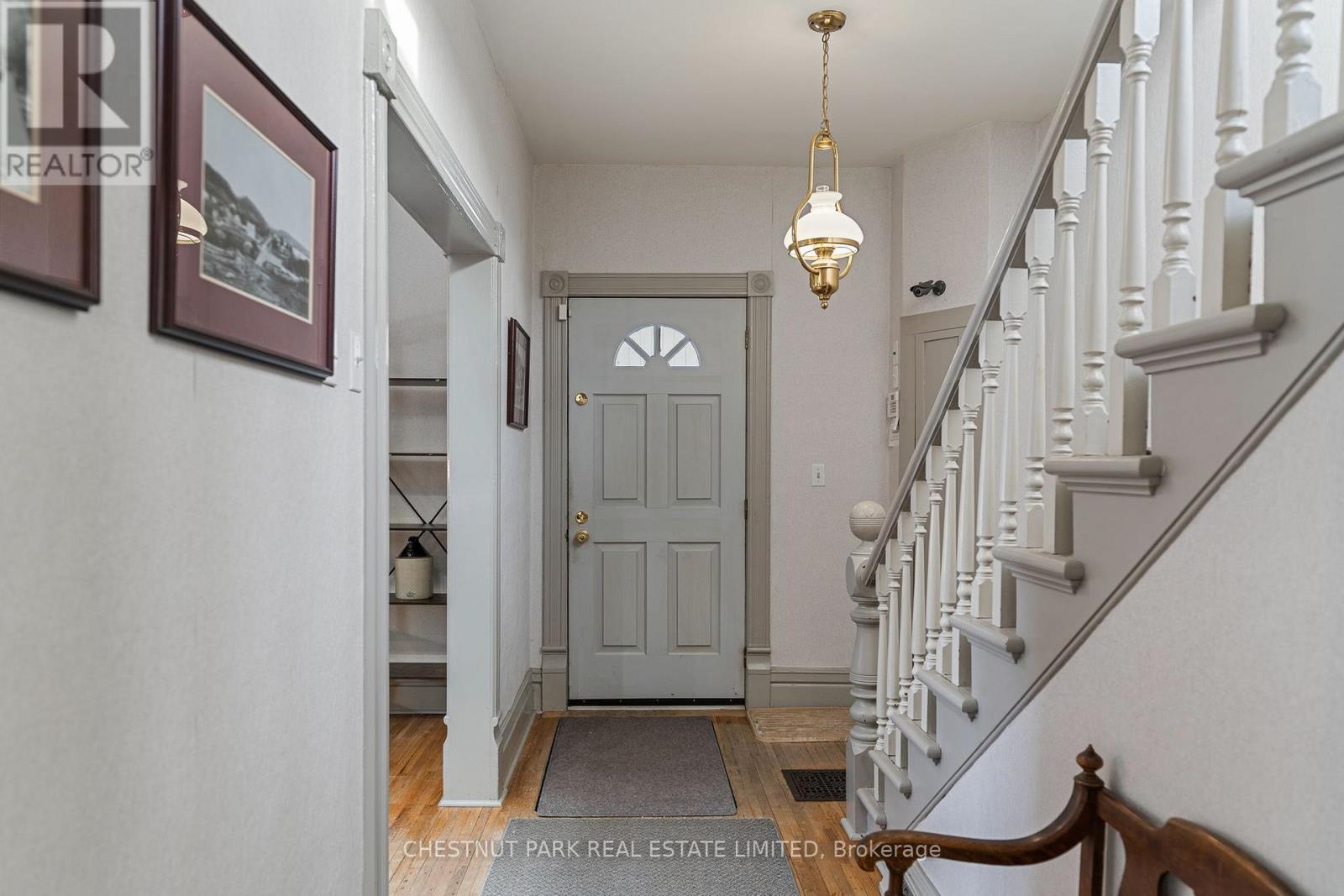 238 Highland Street, Dysart Et Al, Ontario  K0M 1S0 - Photo 7 - X12029708