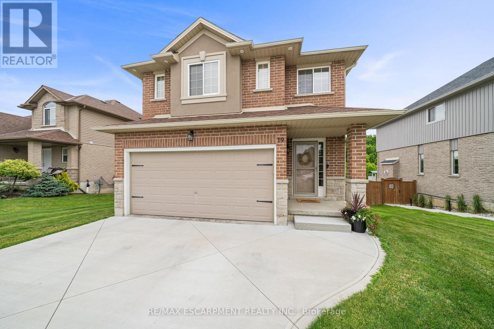 19 HUDSON DRIVE, Haldimand, Ontario