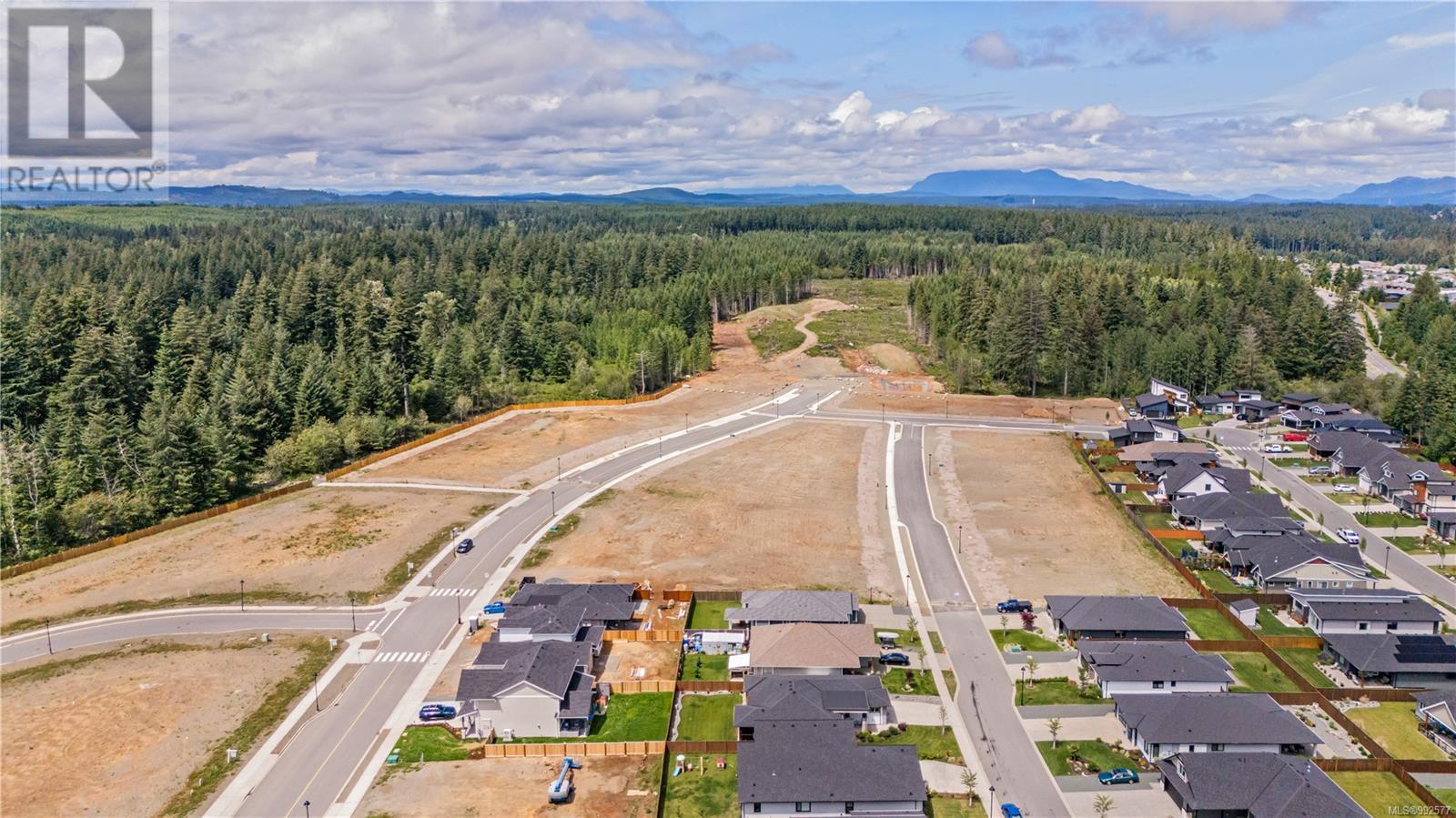 Property at 765 Beaver Creek Blvd image 1