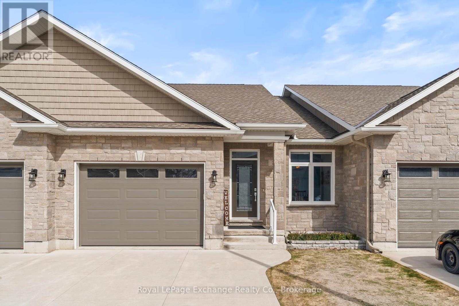 26 - 552 Durham Street, Kincardine, Ontario  N2Z 0G5 - Photo 2 - X12028780