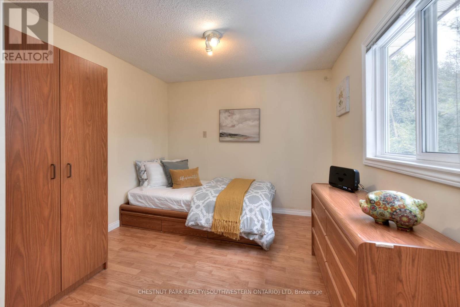 105 Sabrina Crescent, Kitchener, Ontario  N2P 1Y7 - Photo 24 - X11991365