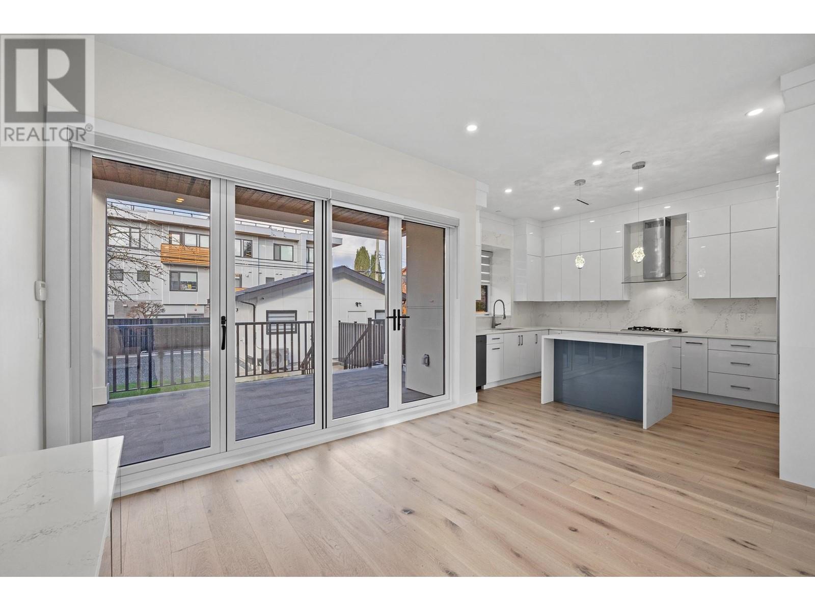 Listing Picture 2 of 40 : 6011 FREMLIN STREET, Vancouver / 溫哥華 - 魯藝地產 Yvonne Lu Group - MLS Medallion Club Member