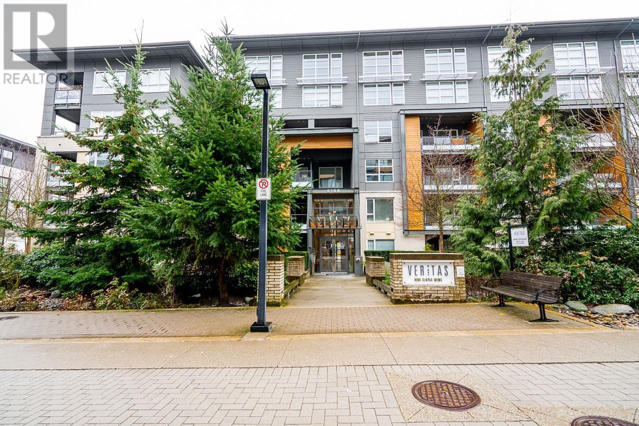 Listing Picture 2 of 38 : 409 9168 SLOPES MEWS, Burnaby / 本拿比 - 魯藝地產 Yvonne Lu Group - MLS Medallion Club Member