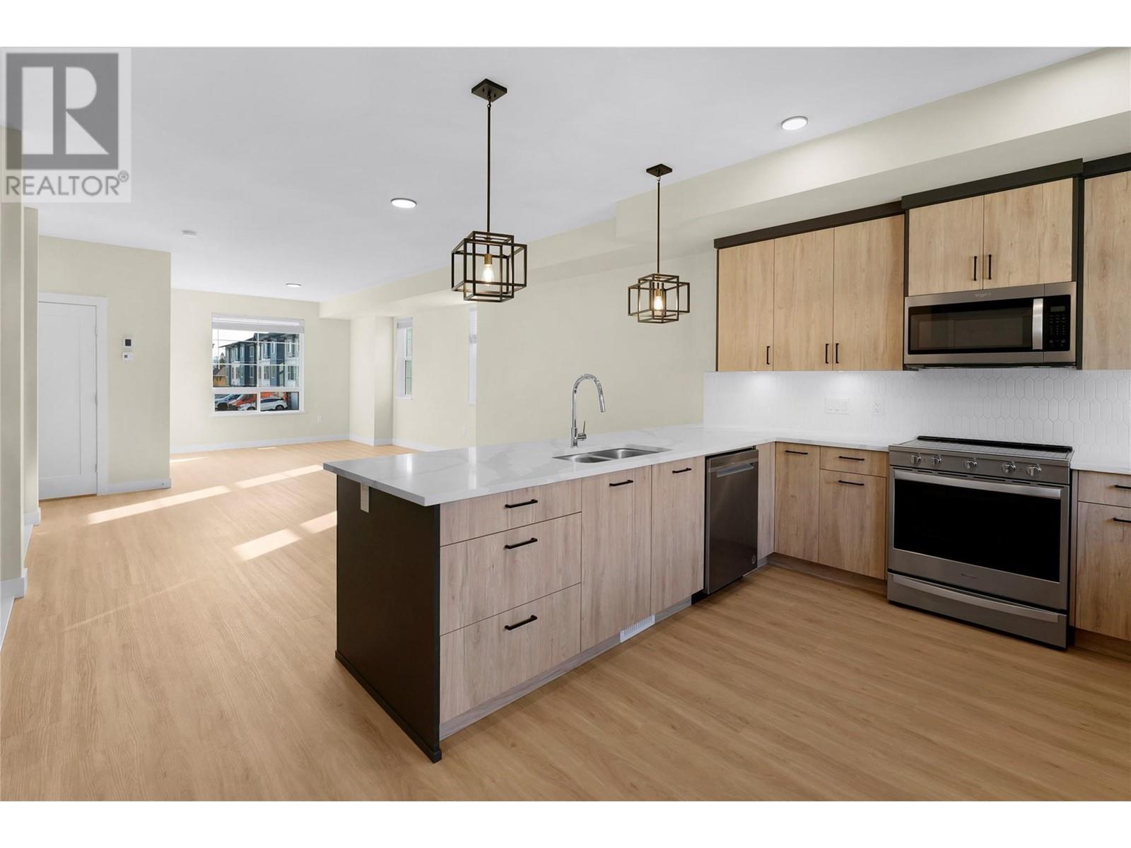 Property at 4025 Gellatly Road S Unit# 179 image 5