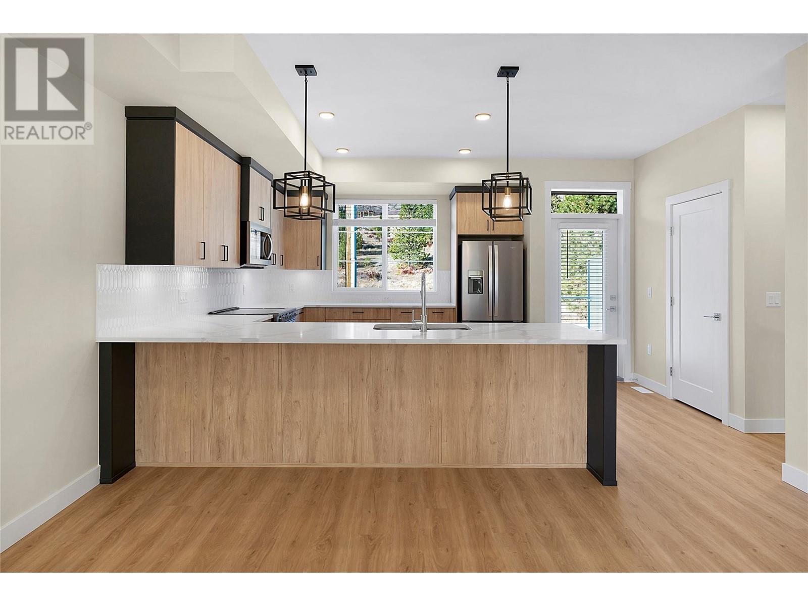 Property at 4025 Gellatly Road S Unit# 179 image 3
