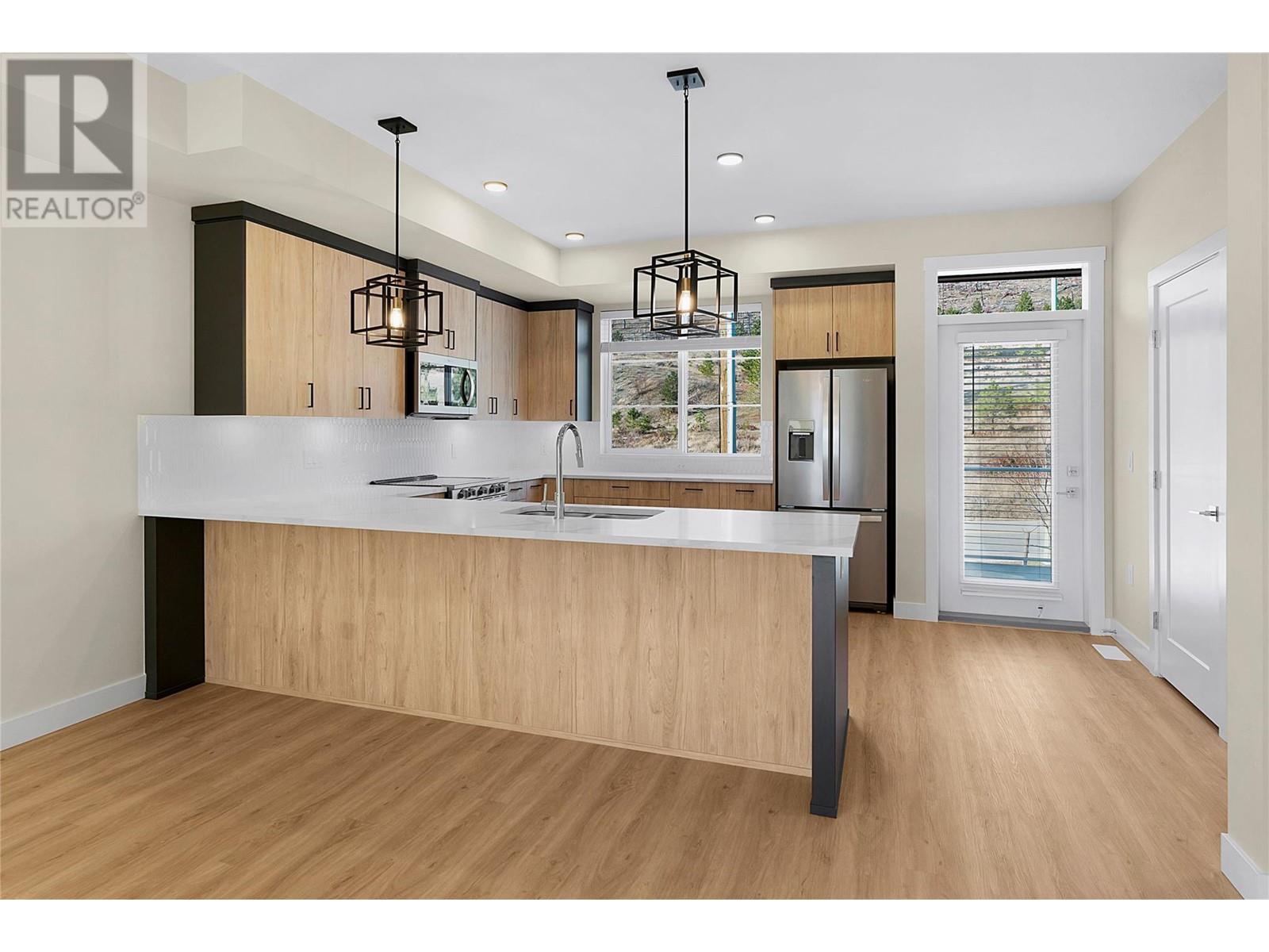 Property at 4025 Gellatly Road S Unit# 179 image 2