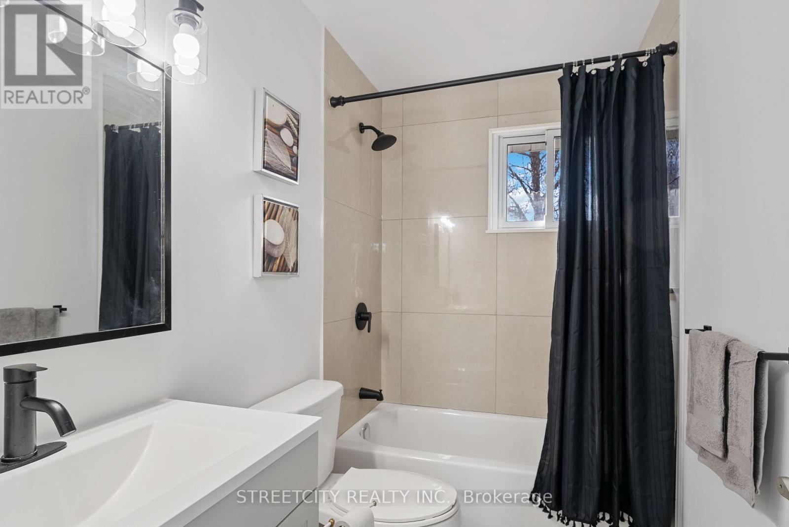 Photo 20 of 41 for 1409 Aldersbrook Road