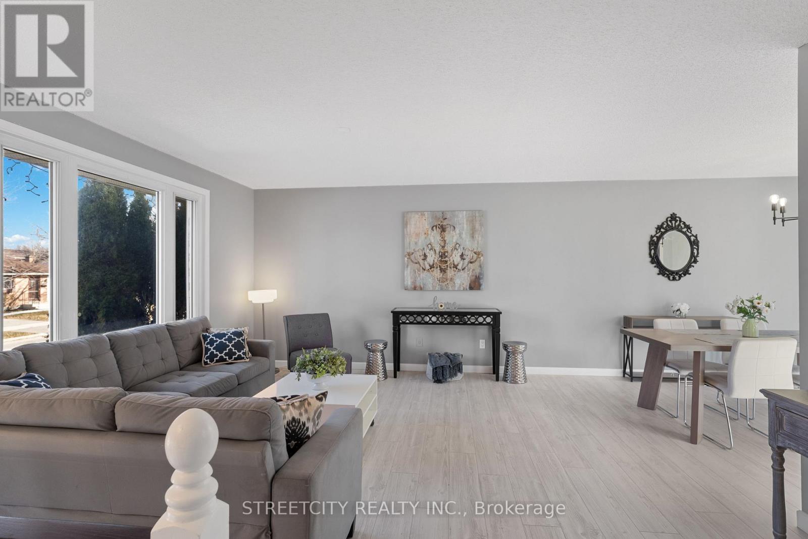 Photo 6 of 41 for 1409 Aldersbrook Road