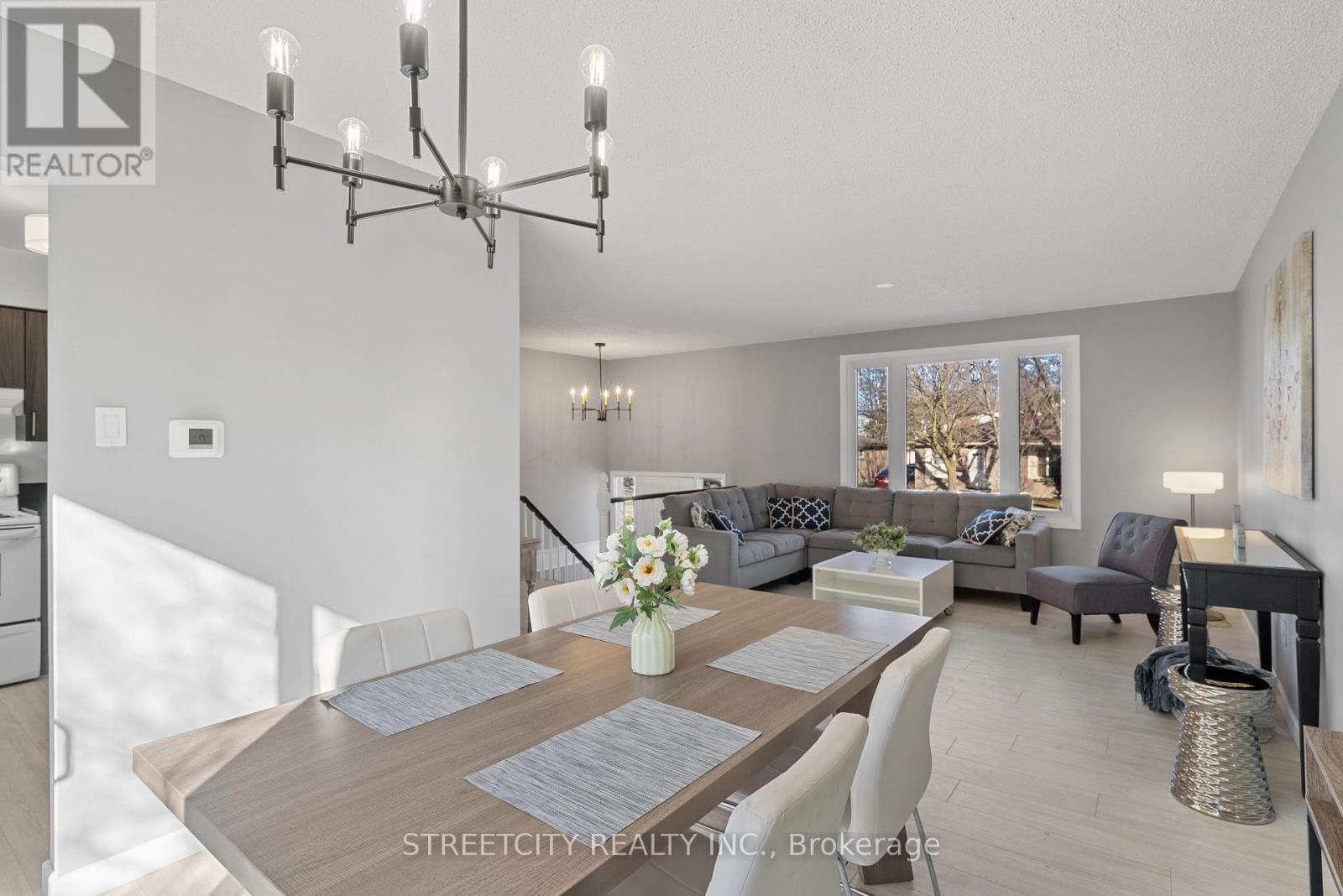 Photo 9 of 41 for 1409 Aldersbrook Road