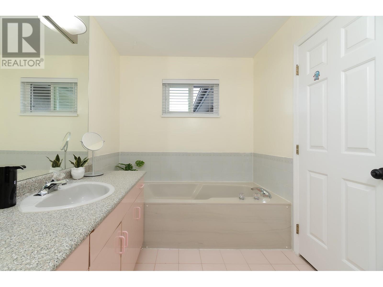 7 10900 No. 2 Road, Richmond, British Columbia  V7E 2E3 - Photo 22 - R2977311