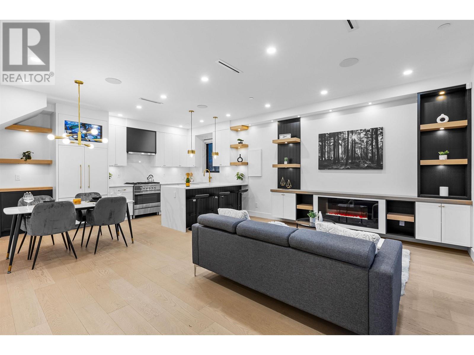 1 76 E 45th Avenue, Vancouver, British Columbia  V5W 1W7 - Photo 2 - R2979546