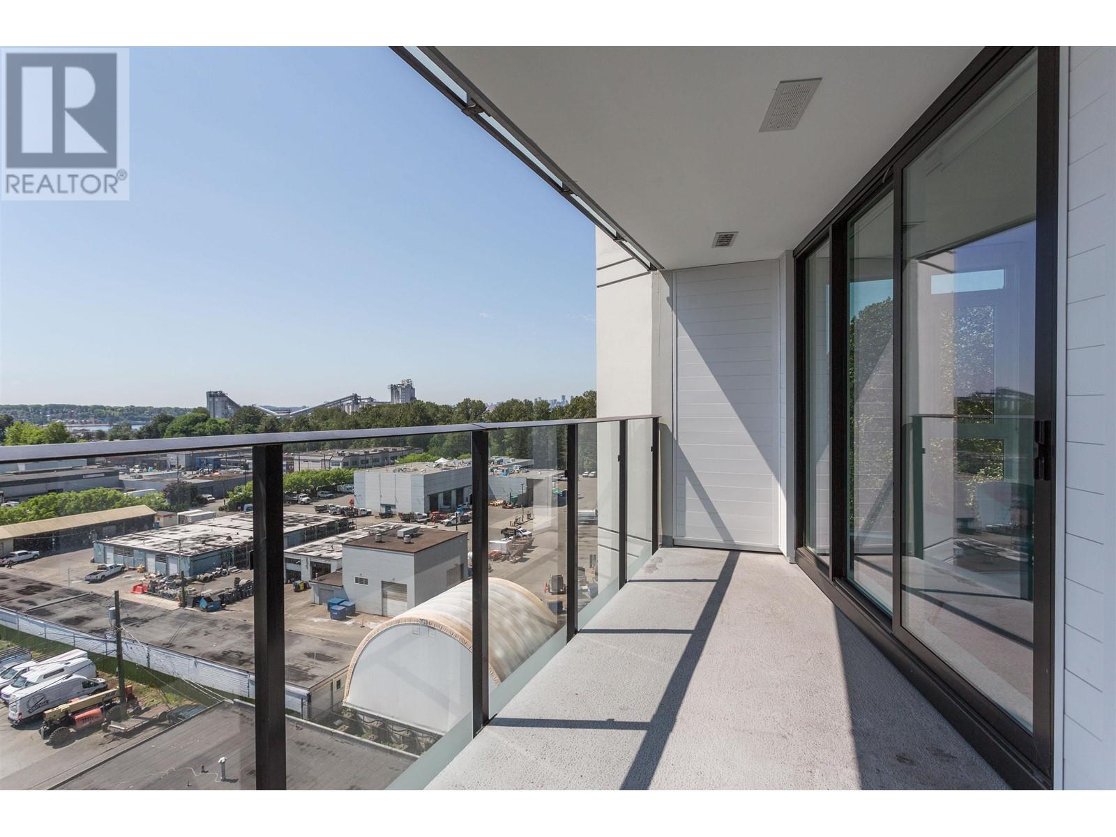 905 1401 Hunter Street, North Vancouver, British Columbia  V7J 0E2 - Photo 2 - R2979910