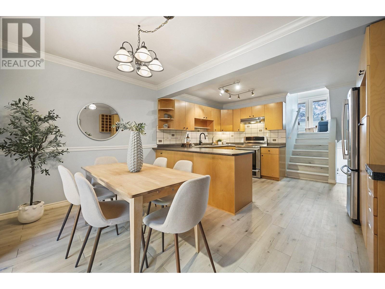 281 Balmoral Place, Port Moody, British Columbia  V3H 4B9 - Photo 8 - R2979915