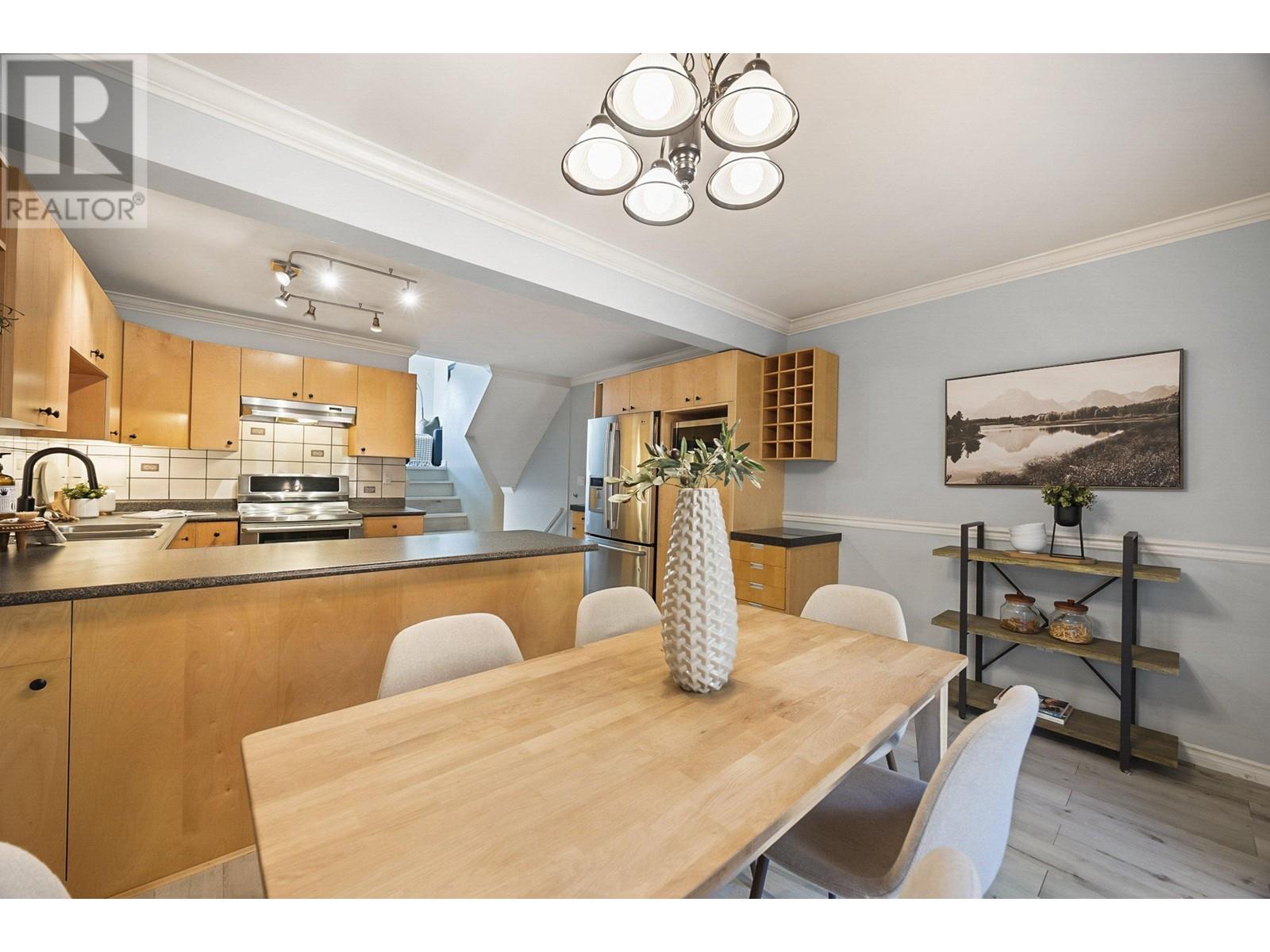 281 Balmoral Place, Port Moody, British Columbia  V3H 4B9 - Photo 9 - R2979915