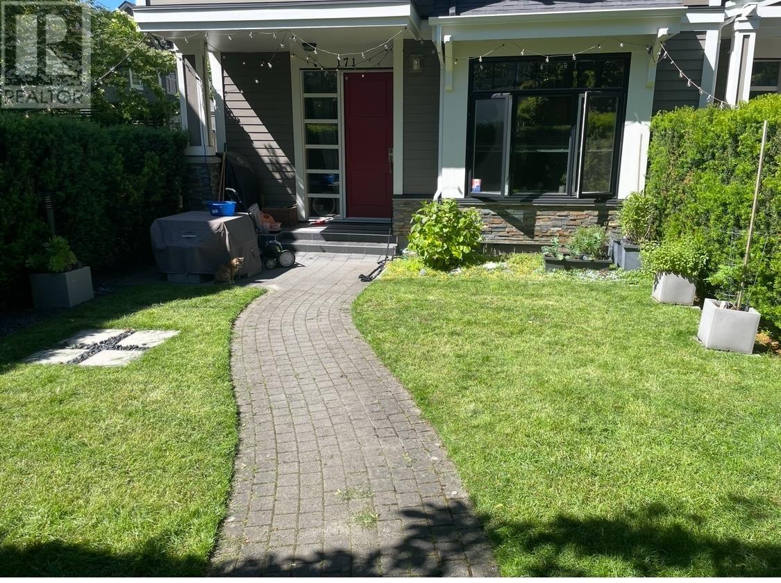Listing Picture 32 of 39 : 171 E 17TH AVENUE, Vancouver / 溫哥華 - 魯藝地產 Yvonne Lu Group - MLS Medallion Club Member
