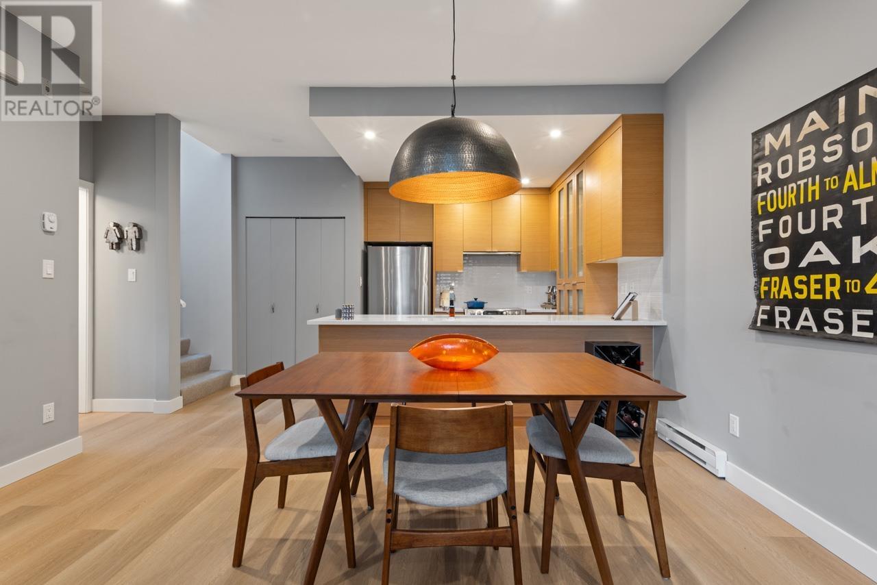 Listing Picture 9 of 39 : 171 E 17TH AVENUE, Vancouver / 溫哥華 - 魯藝地產 Yvonne Lu Group - MLS Medallion Club Member