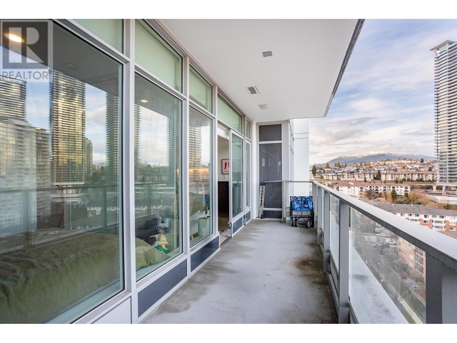 Listing Picture 16 of 33 : 1203 2351 BETA AVENUE, Burnaby / 本拿比 - 魯藝地產 Yvonne Lu Group - MLS Medallion Club Member