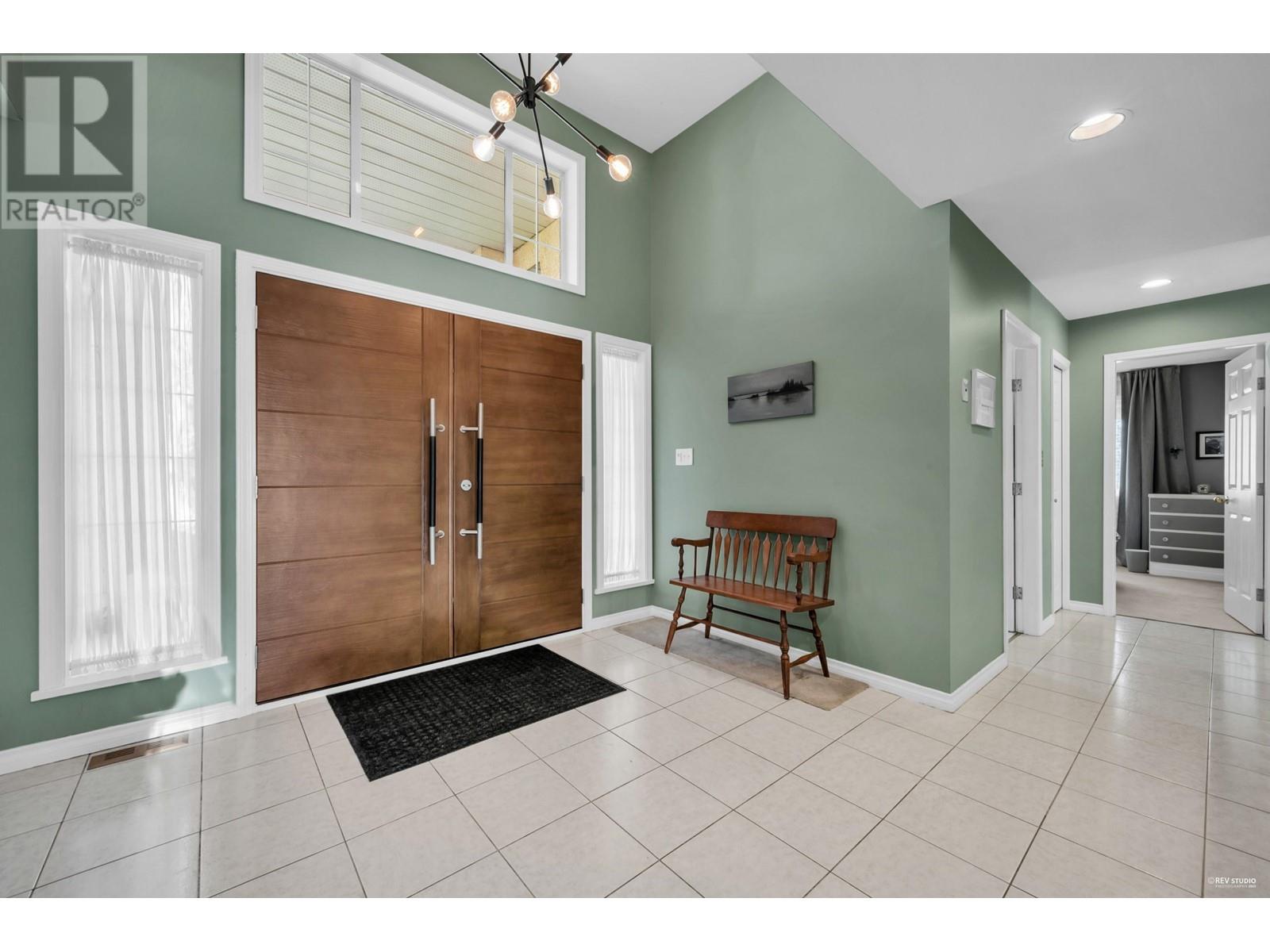 1419 Pinetree Way, Coquitlam, British Columbia  V3E 2T6 - Photo 4 - R2979822