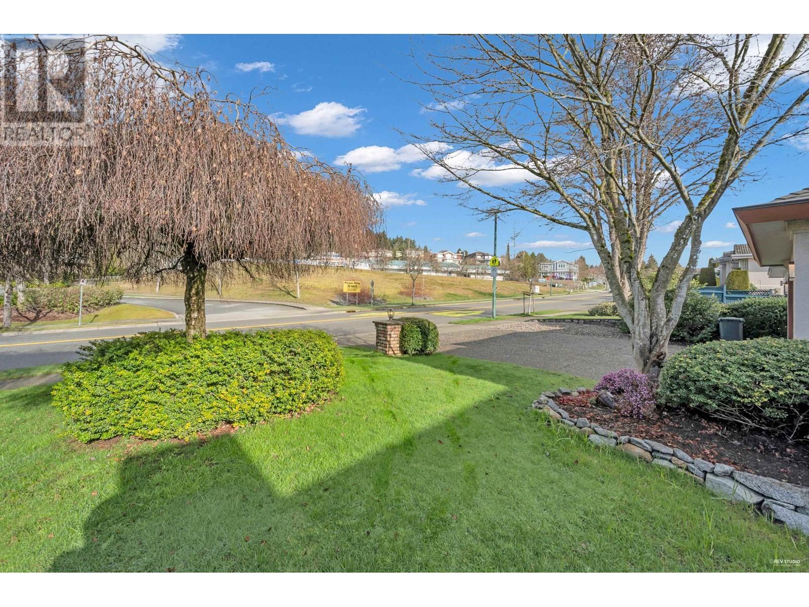 1419 Pinetree Way, Coquitlam, British Columbia  V3E 2T6 - Photo 3 - R2979822