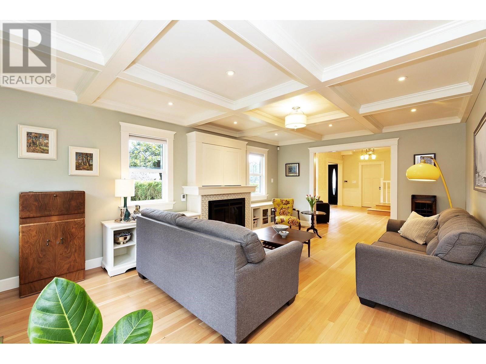 Property at 2209 ST. GEORGE STREET image 4